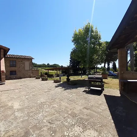 Podere Cerciano Country house *